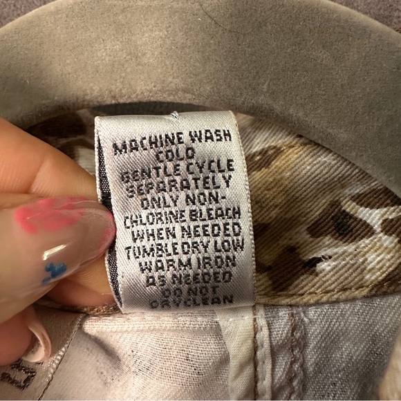 Chico’s Utility Button Jacket Abstract Animal Print Cotton XL Plus Casual - Picture 8 of 8